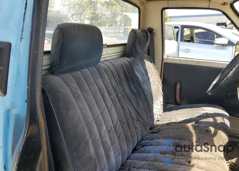 1978 Toyota Hilux from USA, damaged, VIN RN28106490